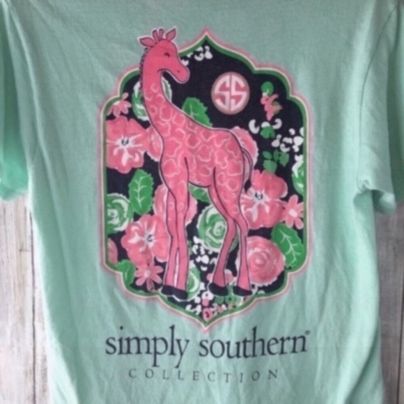 Simply Southern Green Giraffe Tee - Picture 4 of 5